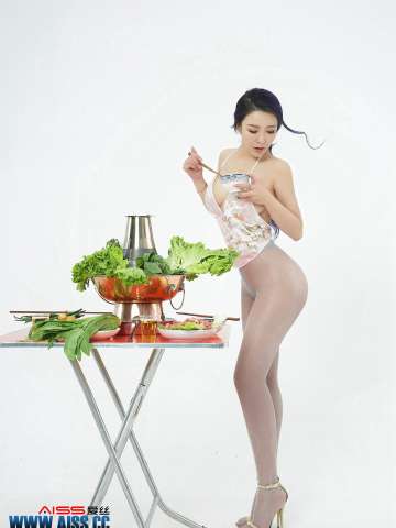 丝袜美腿外拍 美丝大餐