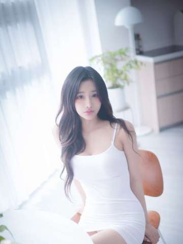 清纯美女1-28P《jpg》
