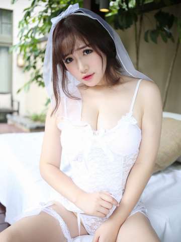 无水印美女图片合集785 情趣婚纱的妹子
